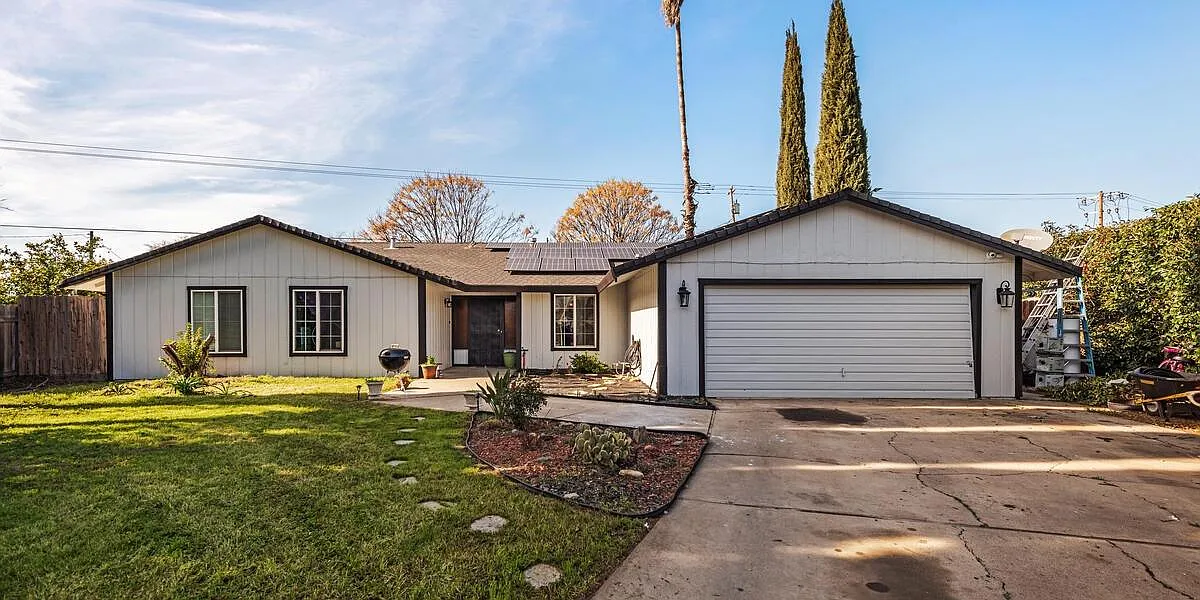 1585 Arroya Grande photo 1