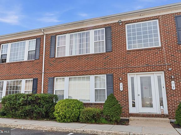 3rd image of 9228 Blue Grass Rd #38-7
