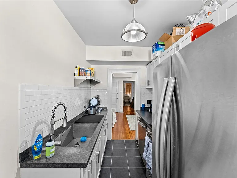 4 S Vine St #2 — Photo 12