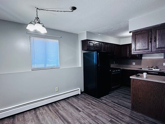 5th image of 899 Hardwick Dr SE #1