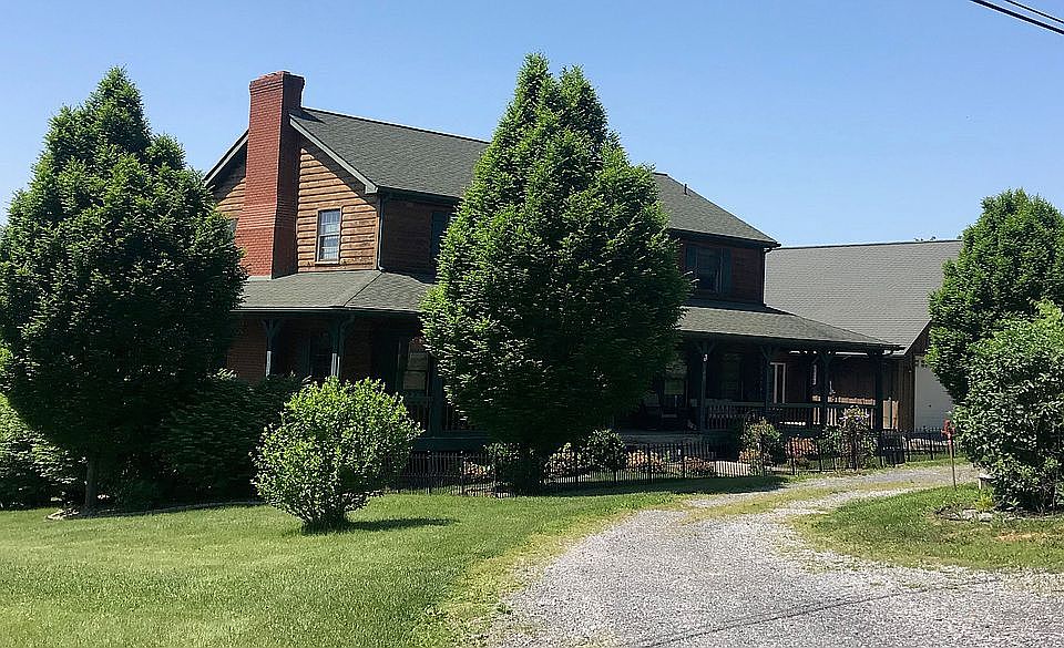 2nd image of 323 Timber Ridge Rd