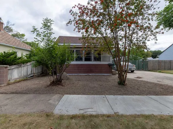 329 W 12th St N, Lethbridge, AB T1H 2G5