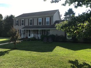 11182 Nine Mile Rd, South Lyon, MI 48178