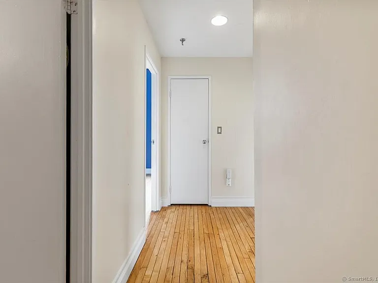 196 Crown St #310 — Photo 20