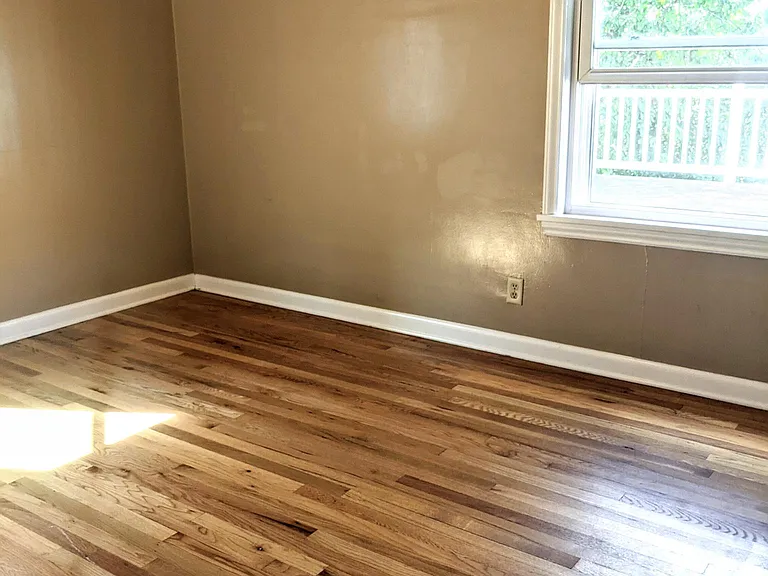 6027 39th Ave SW — Photo 13