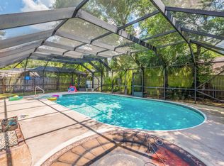 22 James Dr, Shalimar, FL 32579