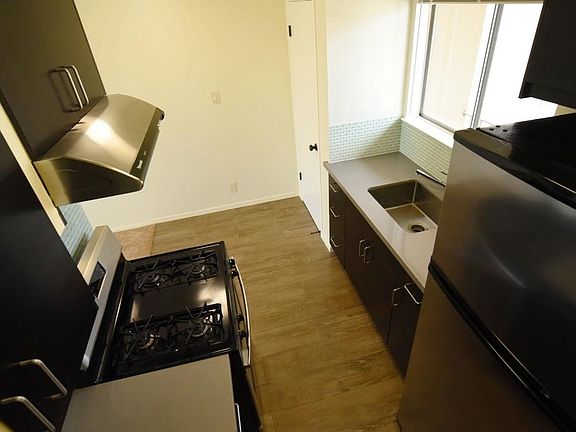 5th image of 3600 Dimond Ave #305