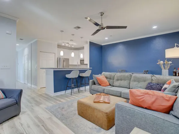 1767 NE 4th Avenue #E4, Fort Lauderdale, FL 33305