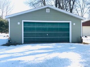 11560 Riverside Dr, Stanwood, MI 49346