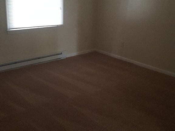 4th image of 2705 McArthur Dr APT F