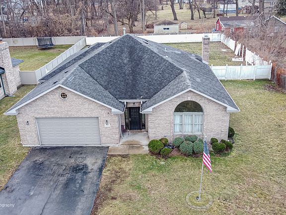 3rd image of 4211 135th St