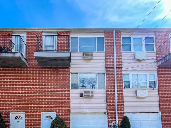 48 Francine Ct #B, Staten Island, NY 10306
