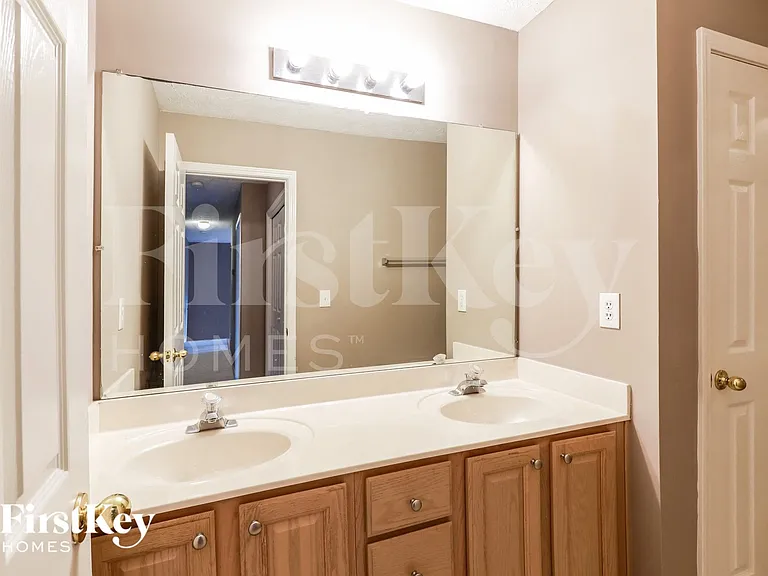2621 Conifer Green Way — Photo 14