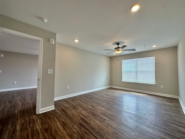 Westbrook Apartments — Photo 38