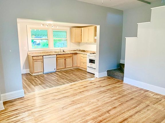 4th image of 7817 Harrison Ave