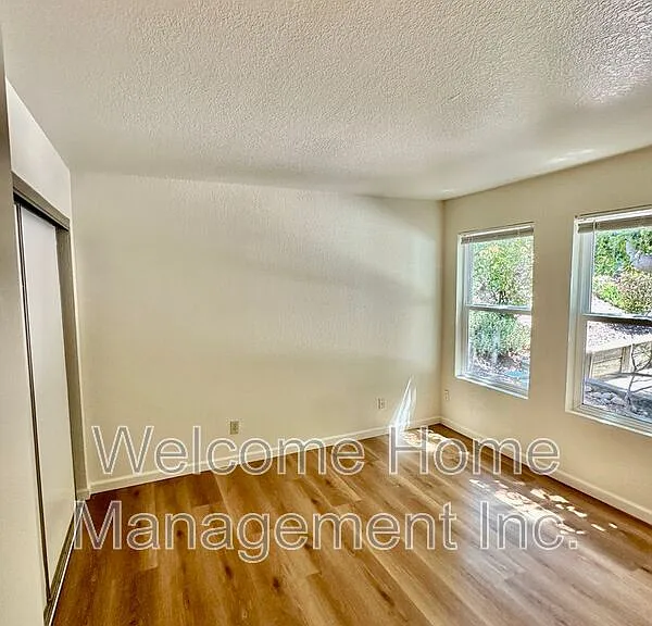 695 Bristol Dr #178 — Photo 8