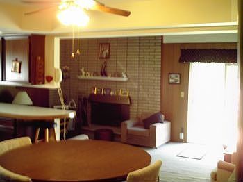 Dining Room W Built-In Cabinets
