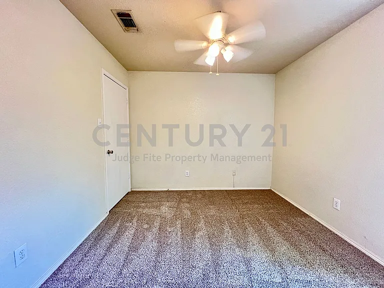 1103 Savage Dr — Photo 11