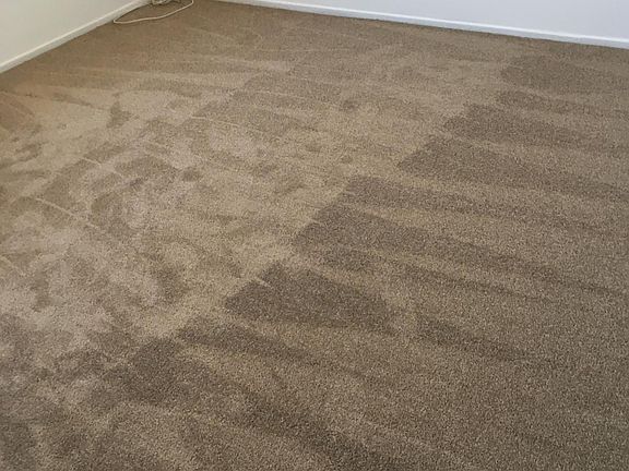 5th image of 1185 W 22nd St Unit 2