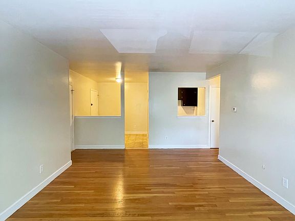 2nd image of 580 Bridge St #31T