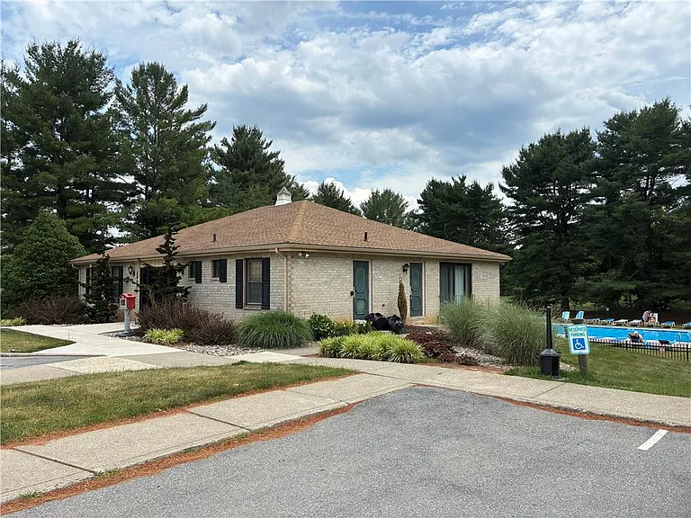 2765 Rolling Green Pl — Photo 23