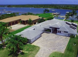 2101 S Riverside Dr, Edgewater, FL 32141