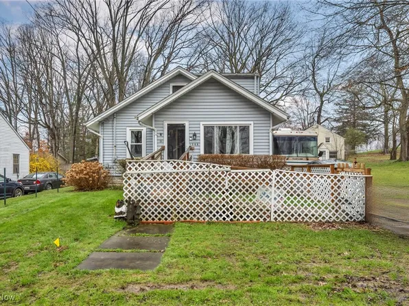 1068 Mechanic Ave, Ravenna, OH 44266