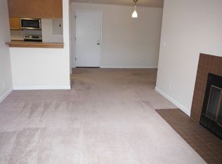 5901 Phinney Ave N APT 105, Seattle, WA 98103
