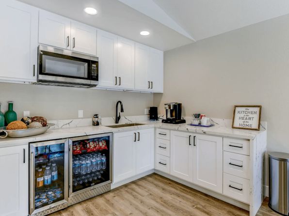 435 W Gladstone St #443B