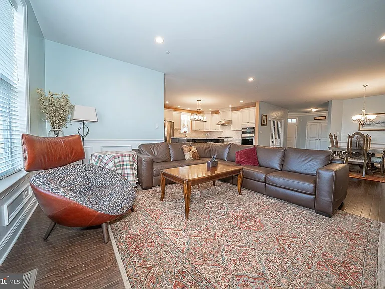 3701 Parris Blvd — Photo 24