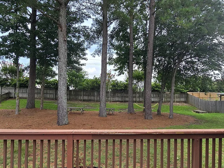 4208 Leicester Ct — Photo 39