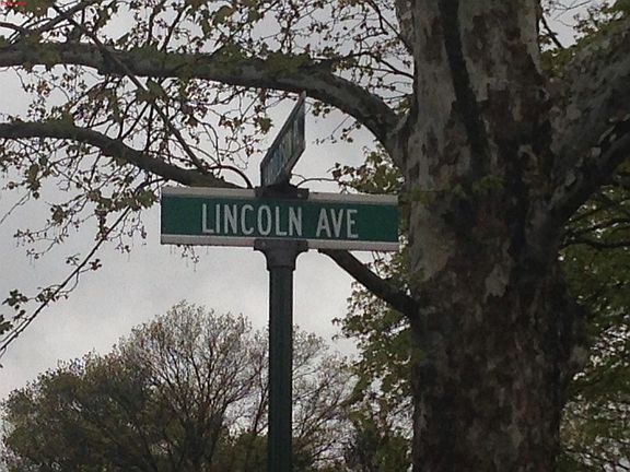 5th image of 1430 Lincoln Ave