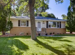 2699 Galtier St, Roseville, MN 55113