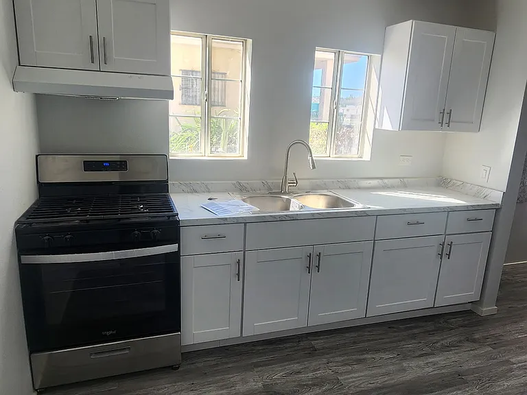 3724 Pasadena Ave #1 — Photo 4