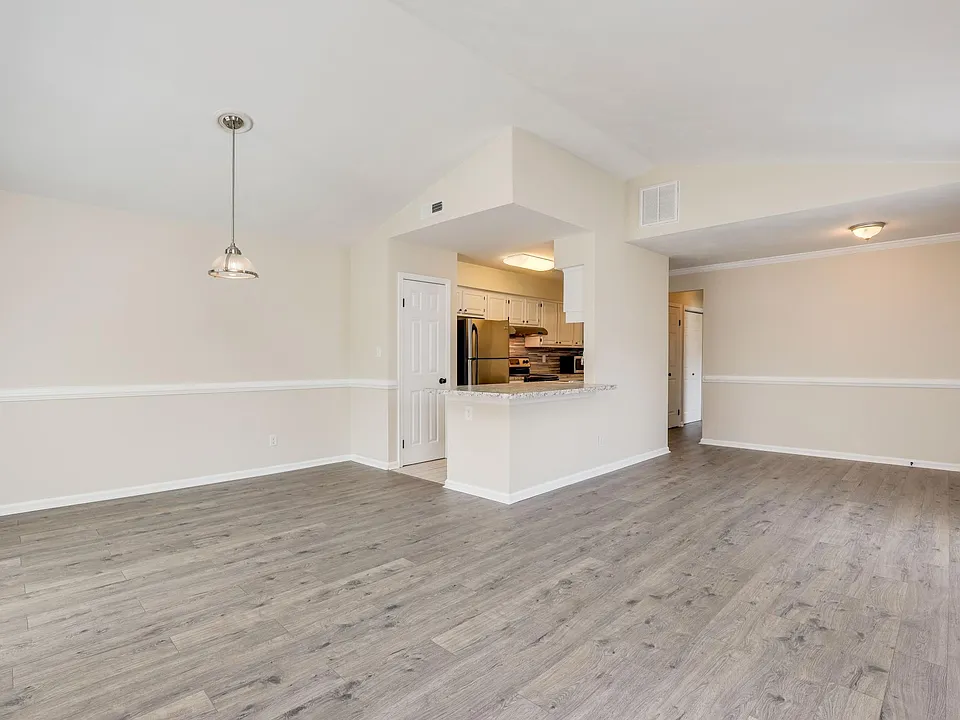 333 Gambrill Ct