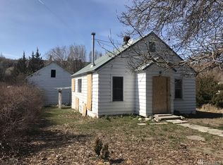 418 Hemlock St, Omak, WA 98841