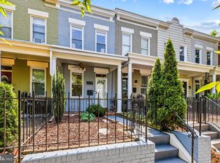 219 14th Pl NE, Washington, DC 20002