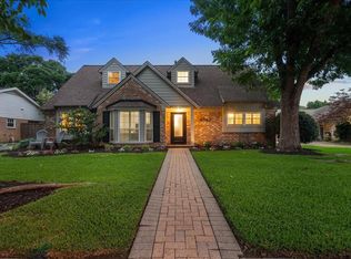 4343 Parkmead Dr, Seabrook, TX 77586