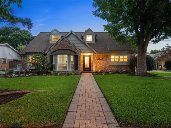 4343 Parkmead Drive, Seabrook, TX 77586