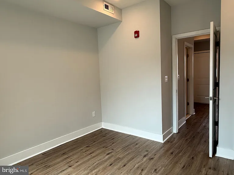 2425 Frankford Ave #2 — Photo 12