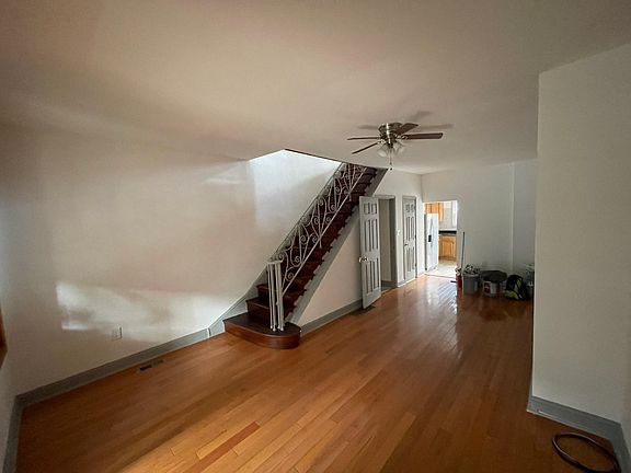 2nd image of 2127 S Woodstock St