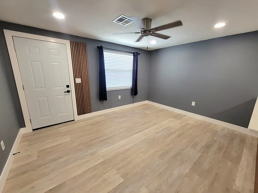 2 bed, 722 sqft, $1,350 — Photo 3