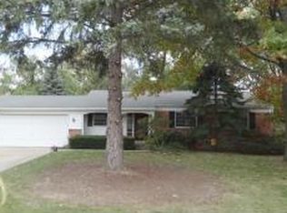 3580 Newgate Dr, Troy, MI