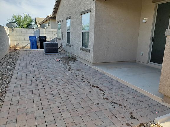 2nd image of 1085 S Pheasant Dr