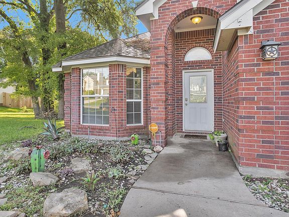 3rd image of 4910 Pleasure Lake Dr