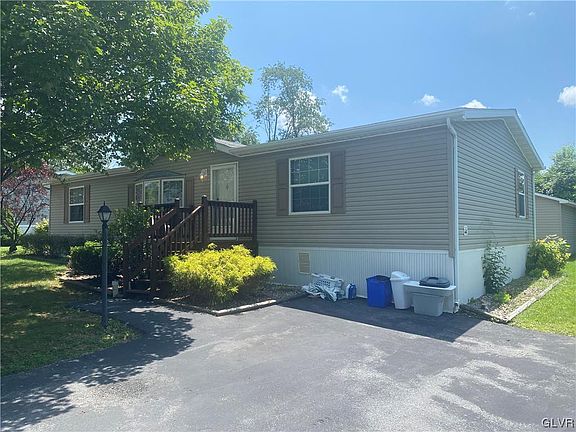 2nd image of 4231 Heritage Ln