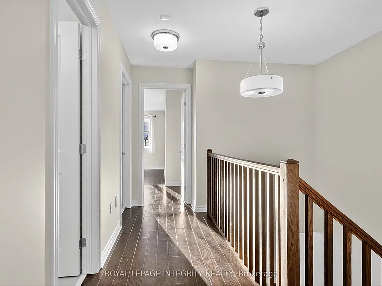 165 Angelonia Cres — Photo 11