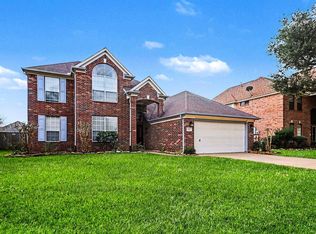 54 Parsley Ct, Lake Jackson, TX 77566