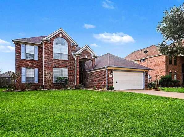 54 Parsley Ct, Lake Jackson, TX 77566