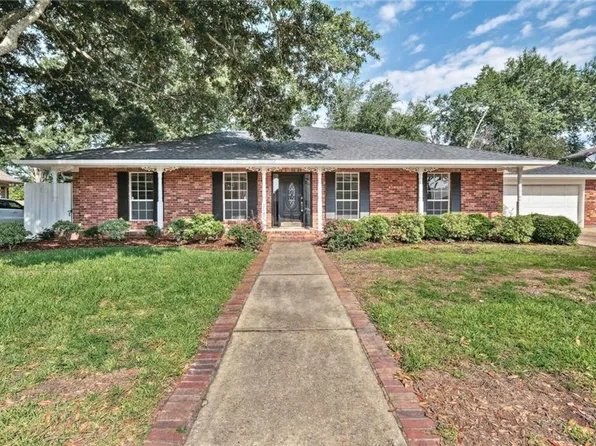 2147 Marion Dr, La Place, LA 70068